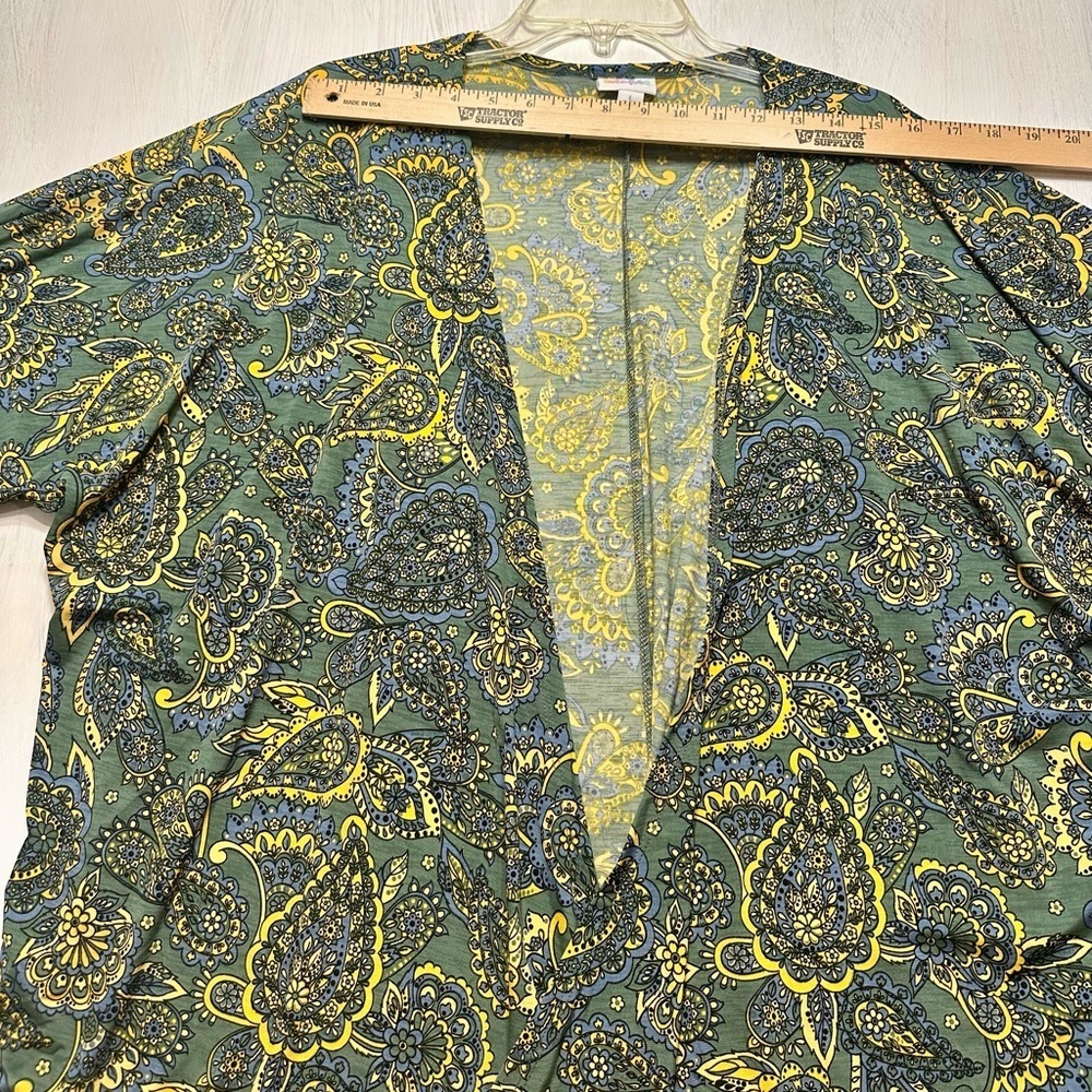 LuLaRoe Lindsay Kimono Cardigan L NWT Green Paisley Floral Open Front Cover Up - Picture 2 of 9